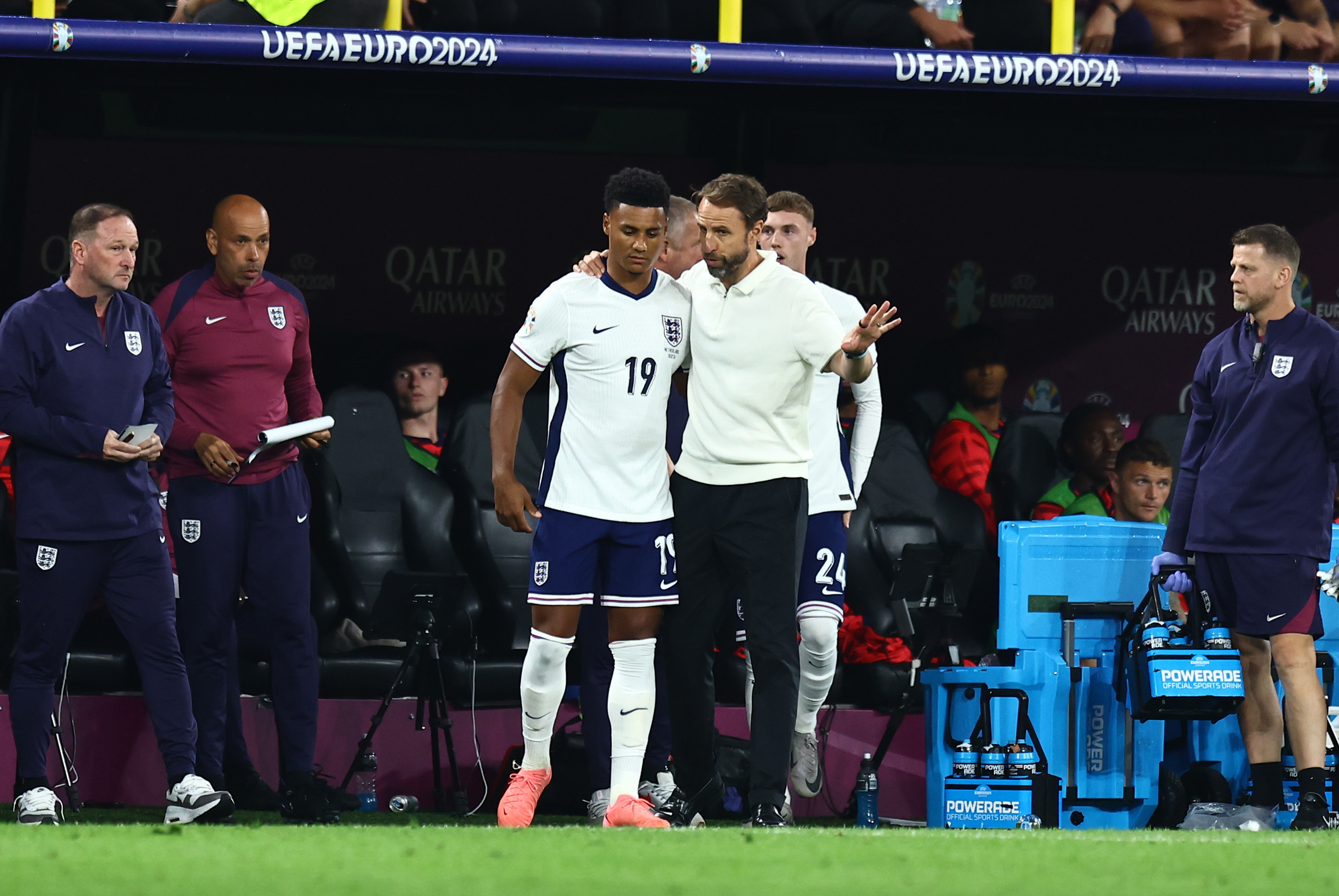 kaiyun Sports关于法国杯赛程吃紧，多特蒙德集结日再遭质疑，底气十足，年轻球员得到机会的信息