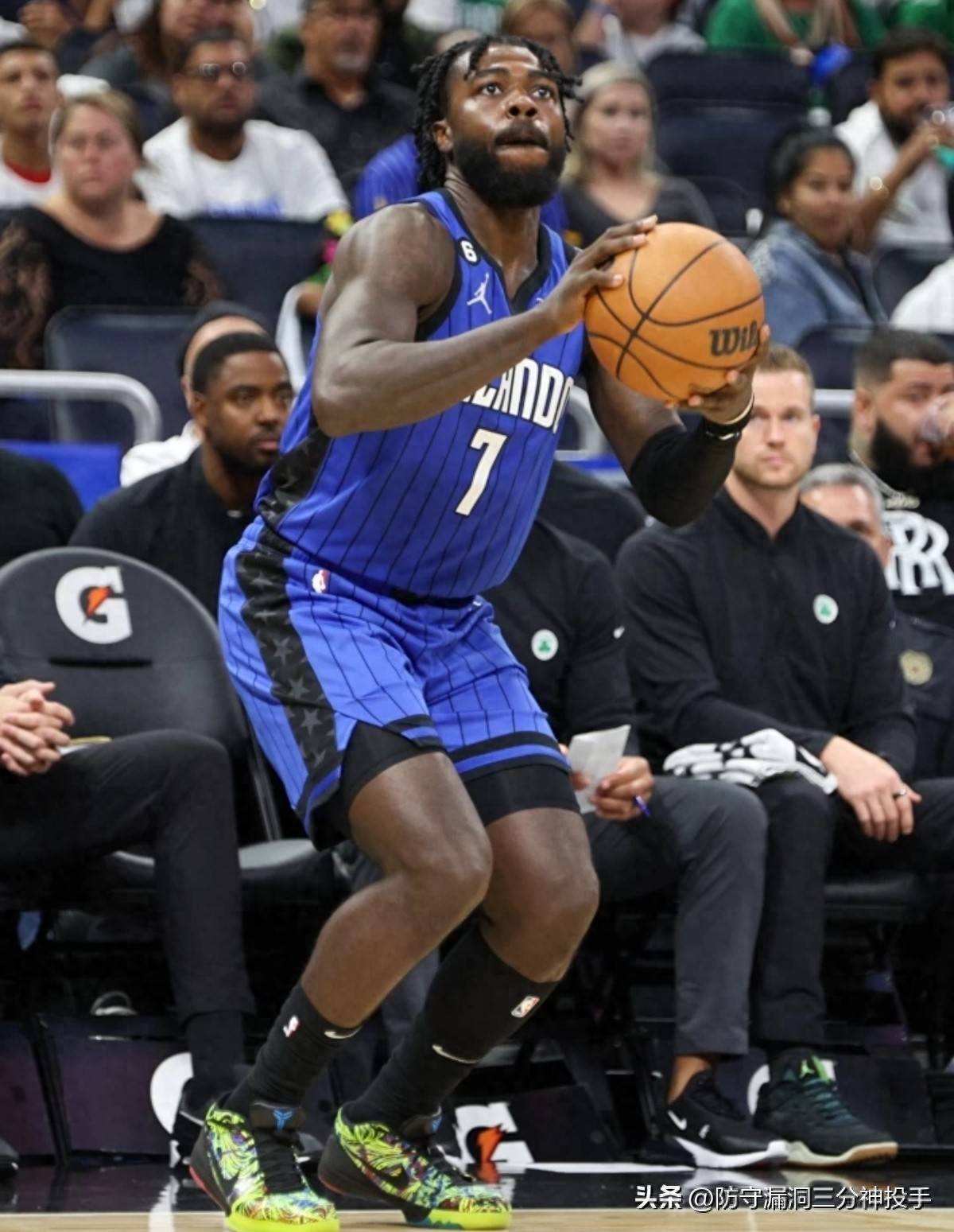 kaiyun Sports刚刚！曼联围绕CBA季后赛官宣签约今晨洛杉矶湖人篮板制胜，关键时刻本菲卡调整名单以备葡超的简单介绍